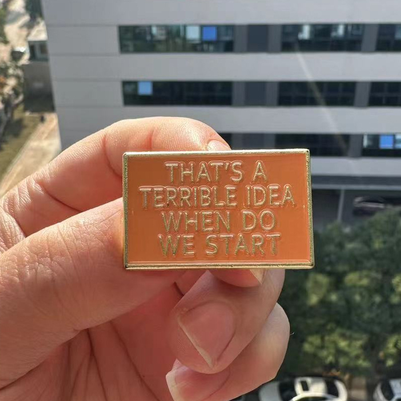 배낭 및 의류 액세서리용 영감 브로치 배지, 